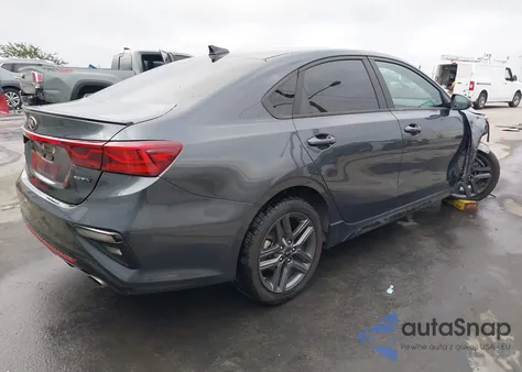 2021 Kia Forte Gt-Line z USA, uszkodzony, nr VIN 3KPF34AD8ME408642